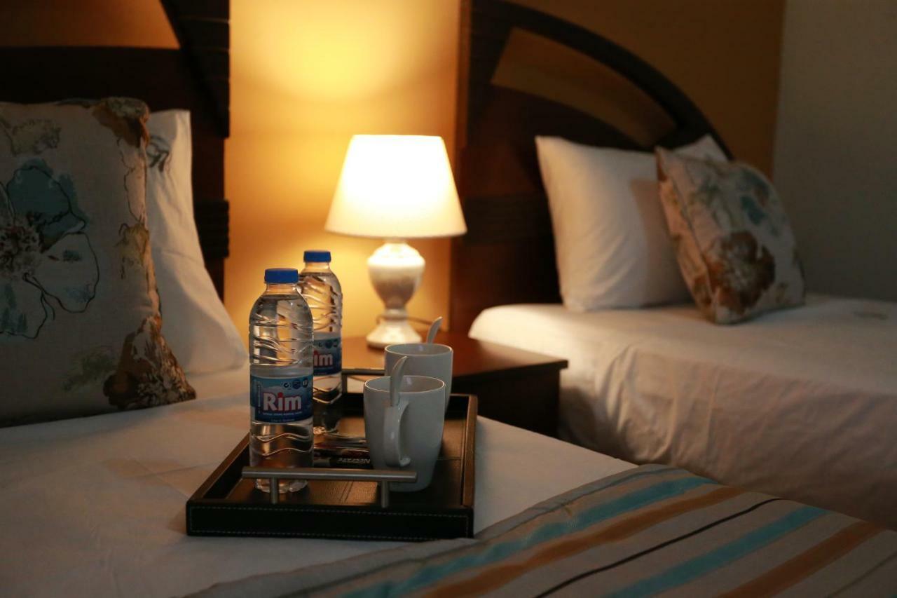 Nine Seven Hotel Adma wa Dafneh Esterno foto