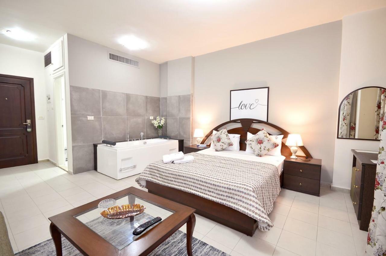 Nine Seven Hotel Adma wa Dafneh Esterno foto